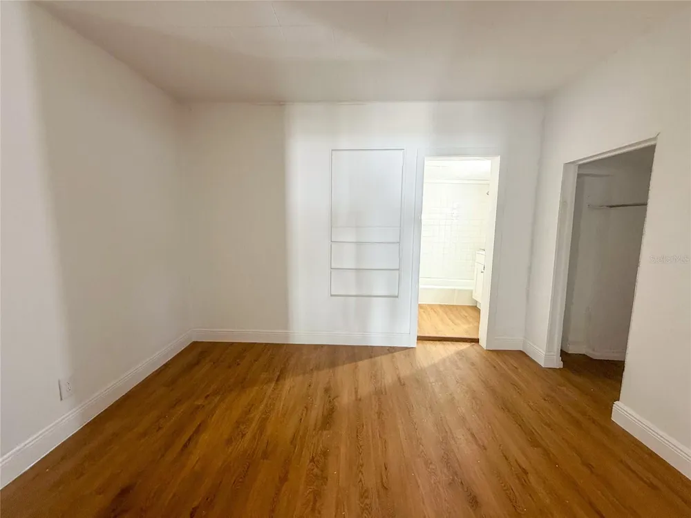 19 MARY STREET Eustis, FL 32726