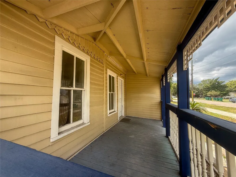 19 MARY STREET Eustis, FL 32726