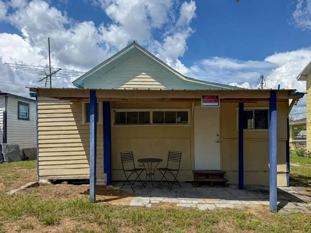 19 MARY STREET Eustis, FL 32726