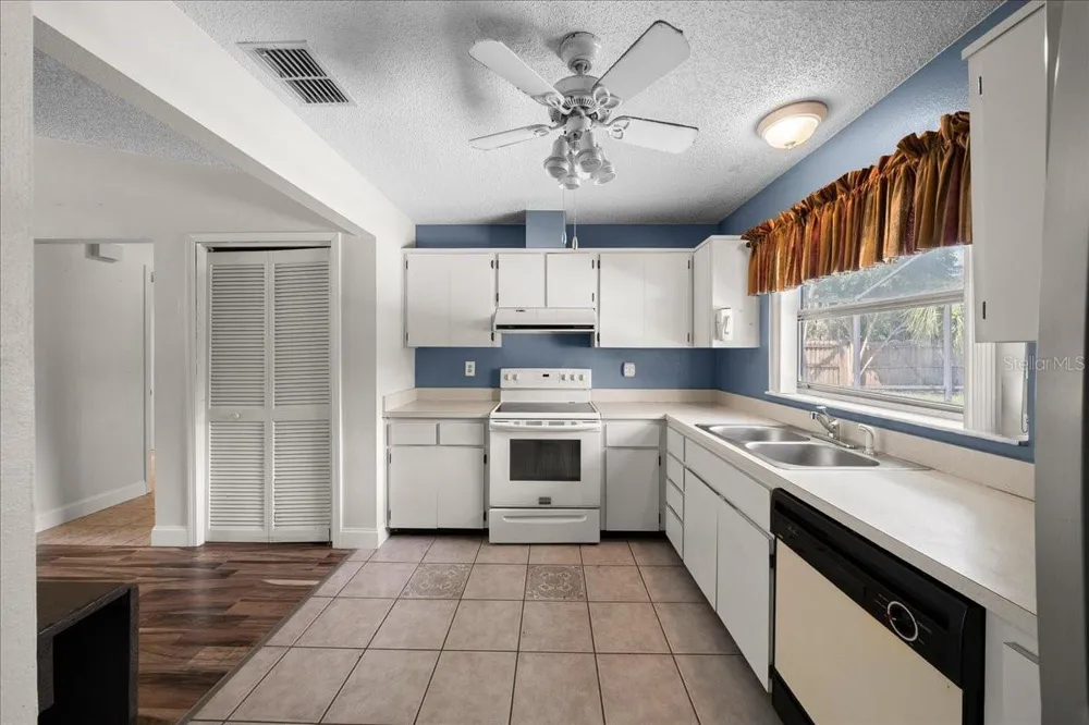5346 HARBINGER ROAD Spring Hill, FL 34608