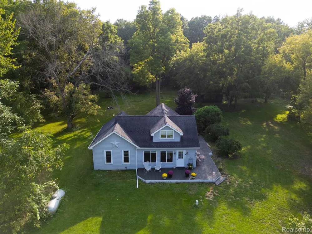 3390 Dexter Trail Stockbridge Township, MI 49285
