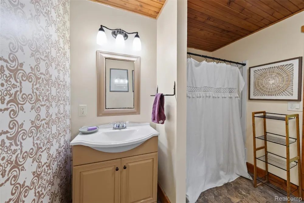 3390 Dexter Trail Stockbridge Township, MI 49285