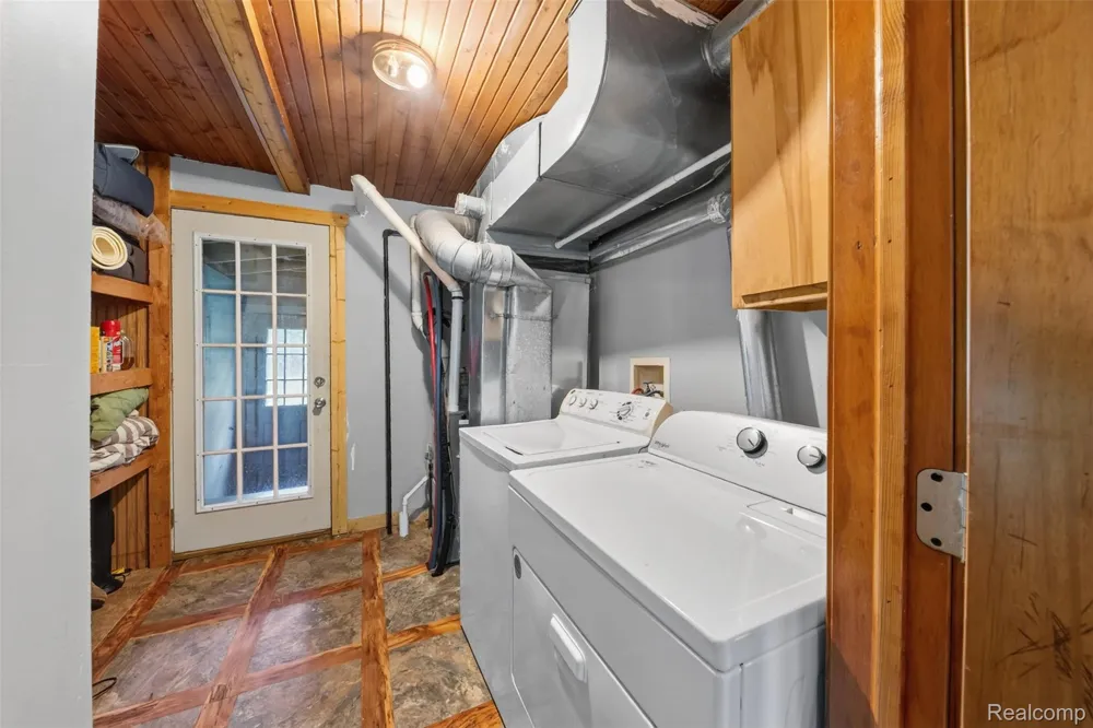 3390 Dexter Trail Stockbridge Township, MI 49285