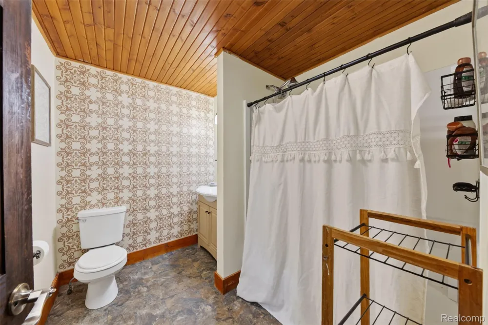 3390 Dexter Trail Stockbridge Township, MI 49285