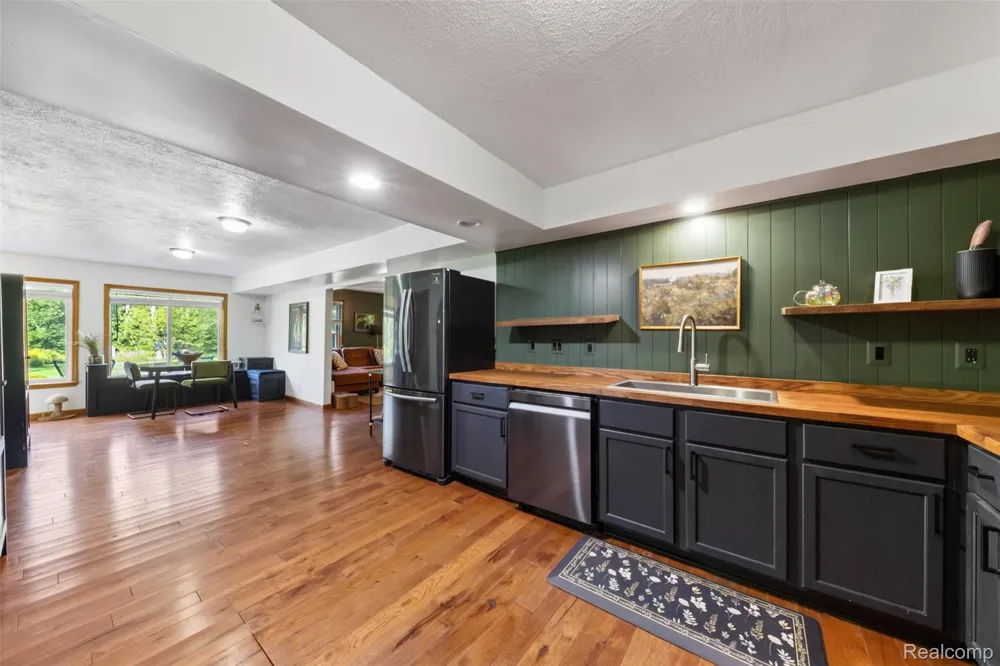 3390 Dexter Trail Stockbridge Township, MI 49285