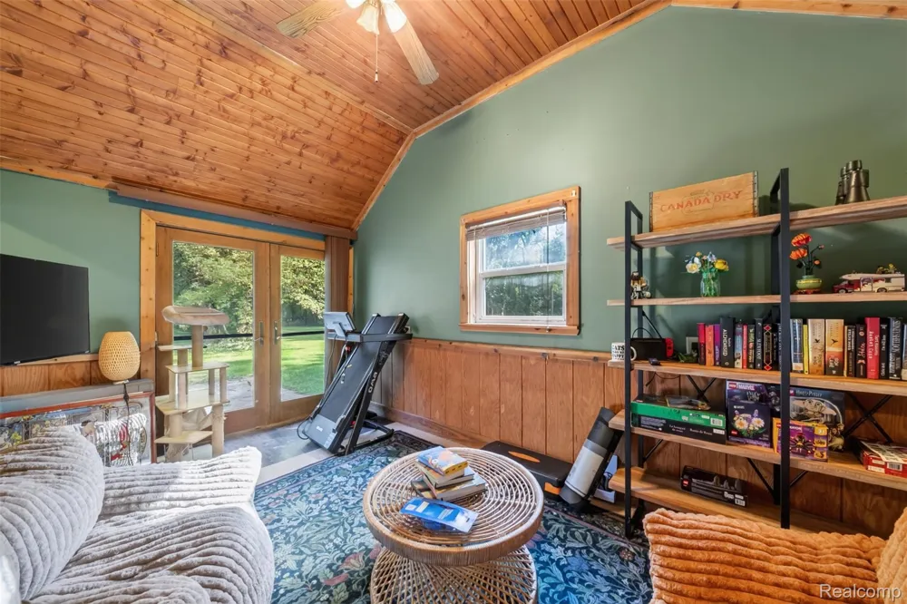 3390 Dexter Trail Stockbridge Township, MI 49285