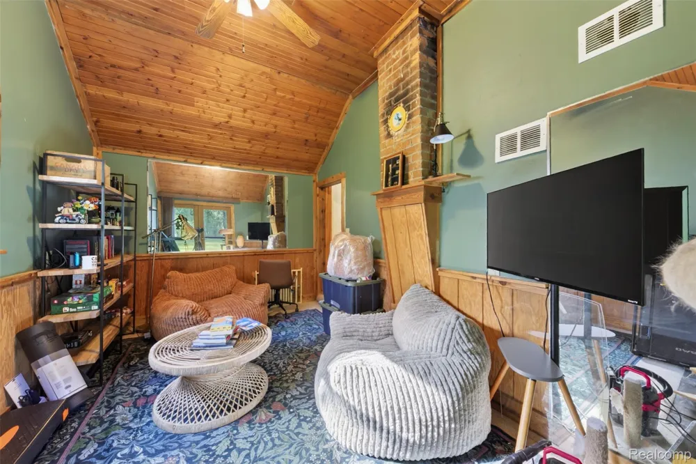 3390 Dexter Trail Stockbridge Township, MI 49285