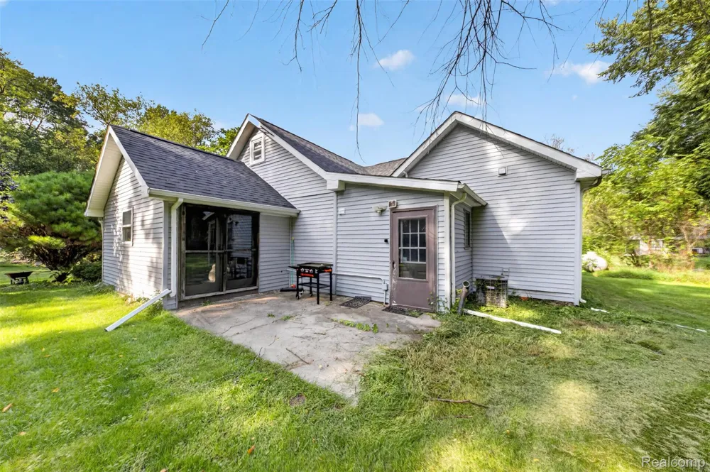 3390 Dexter Trail Stockbridge Township, MI 49285