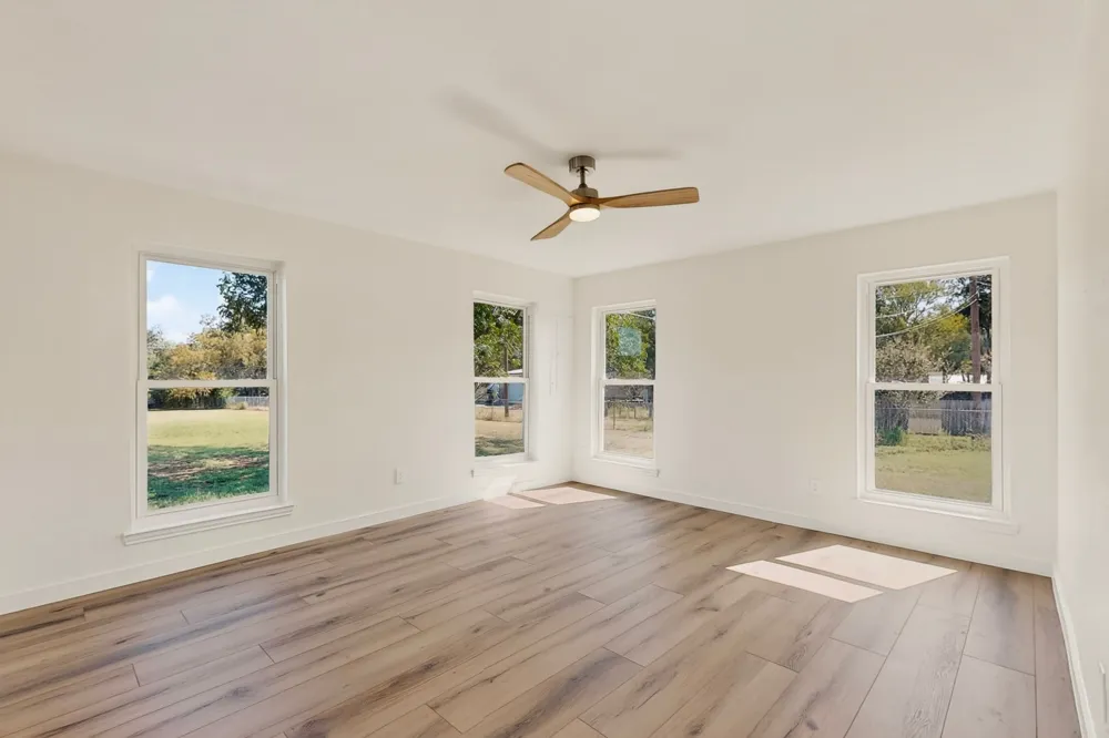 504 Buckaroo Trail Buda, TX 78610