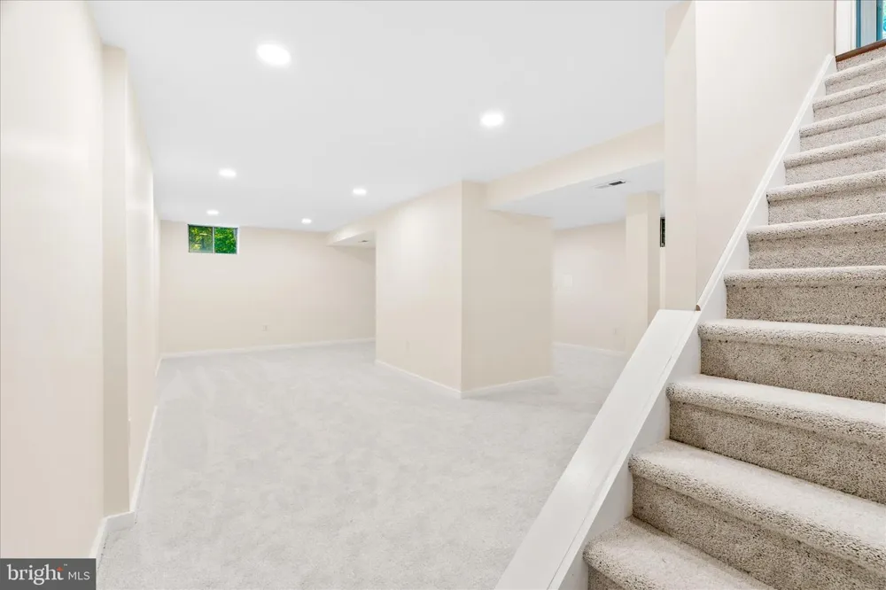 3908 SHAKESPEARE WAY Monrovia, MD 21770