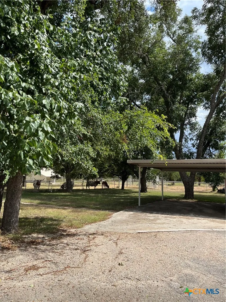 4009 Highway 183 Lampasas, TX 76550