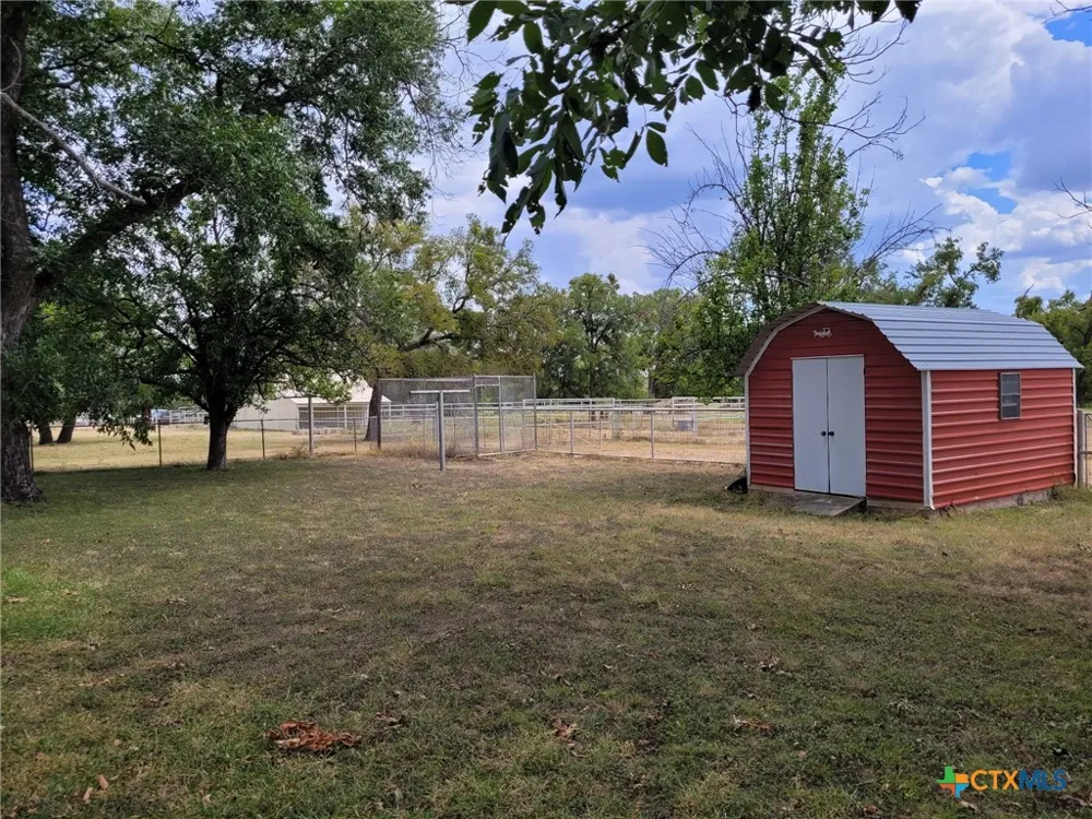 4009 Highway 183 Lampasas, TX 76550
