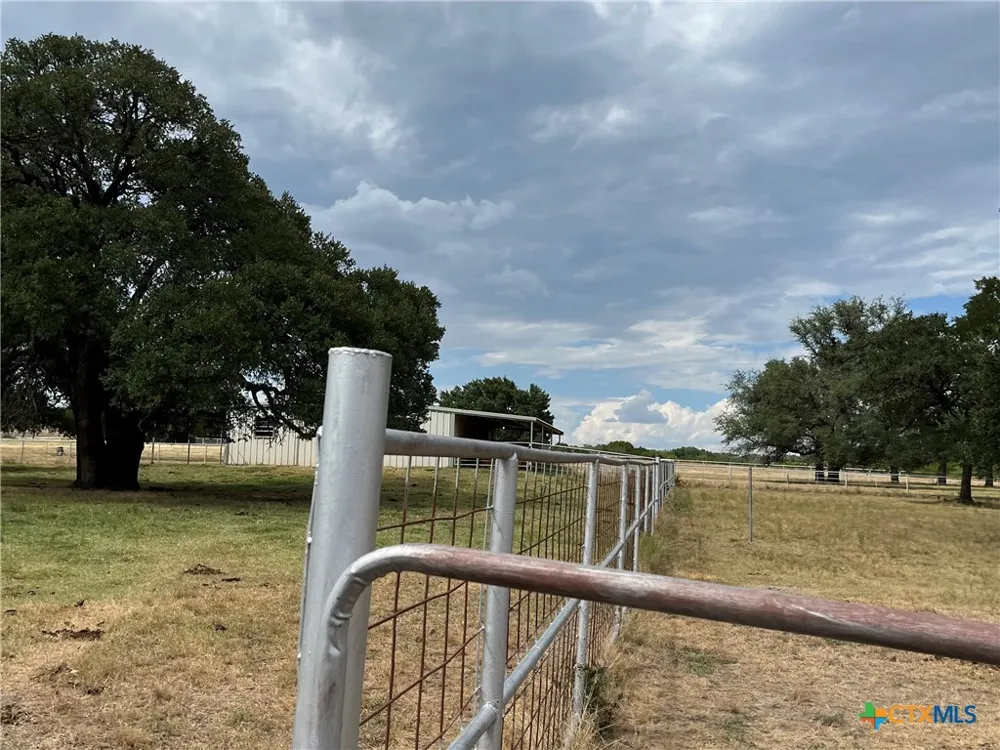 4009 Highway 183 Lampasas, TX 76550