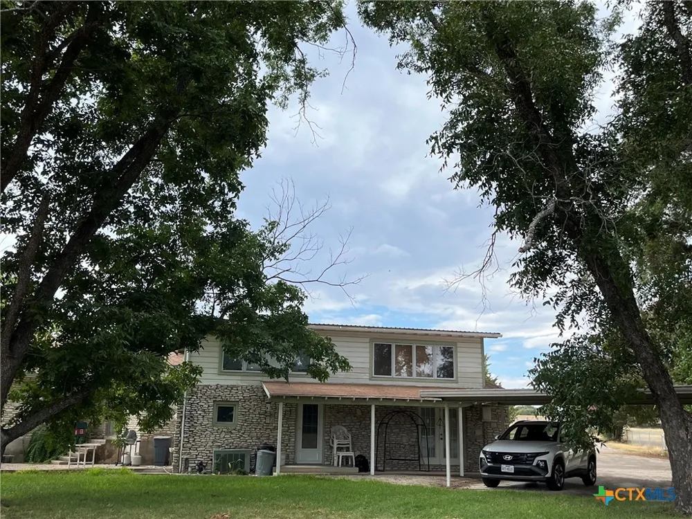 4009 Highway 183 Lampasas, TX 76550