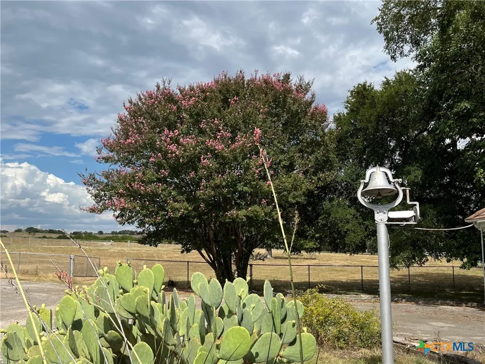 4009 Highway 183 Lampasas, TX 76550