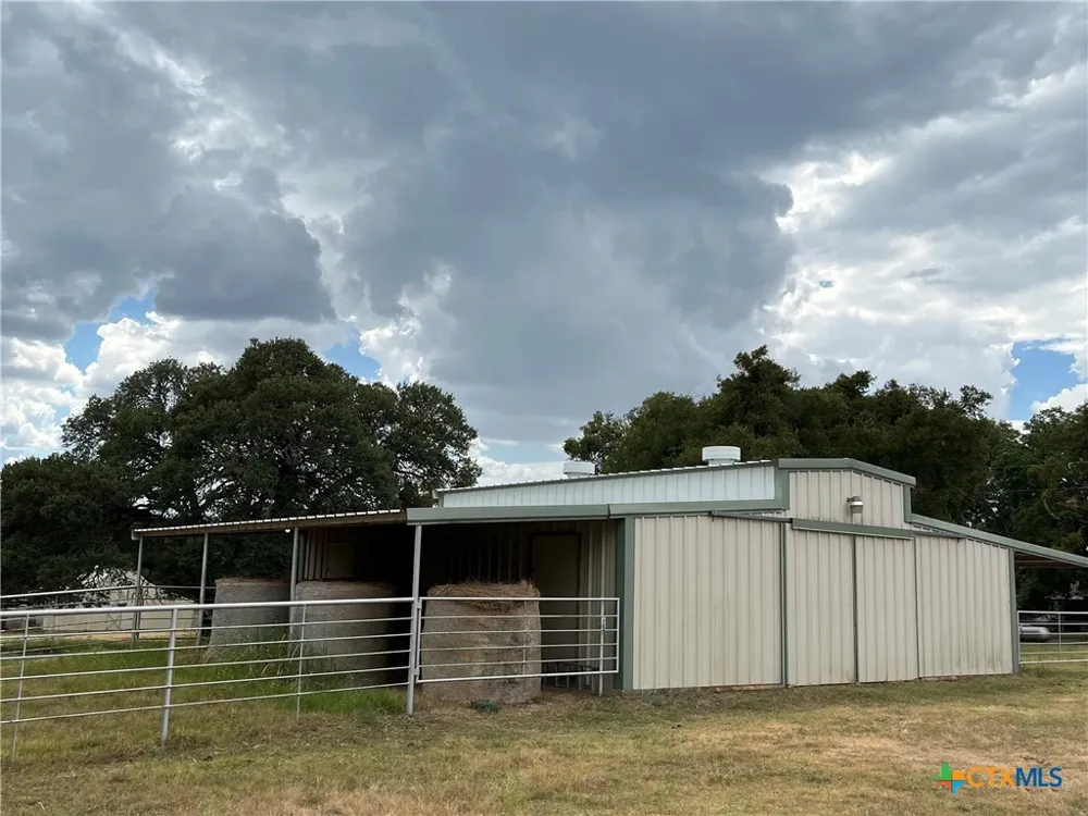 4009 Highway 183 Lampasas, TX 76550