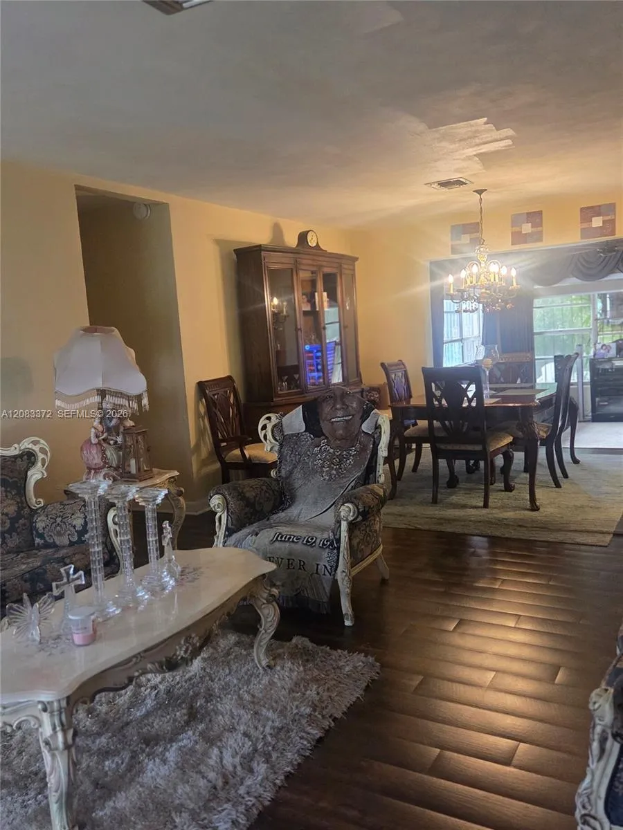 2940 NW 163rd St Miami Gardens, FL 33054