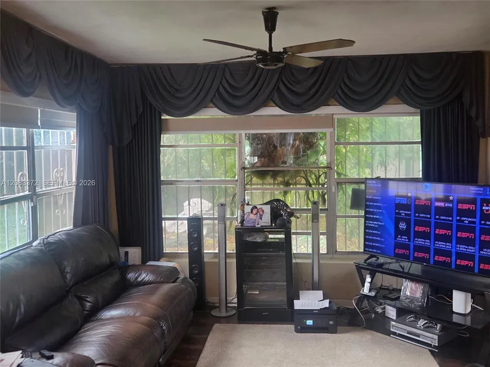 2940 NW 163rd St Miami Gardens, FL 33054