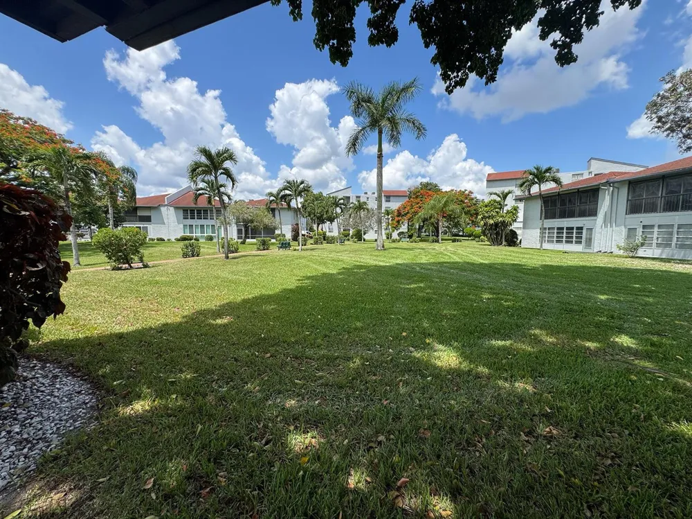 14701 Cumberland Drive Delray Beach, FL 33446