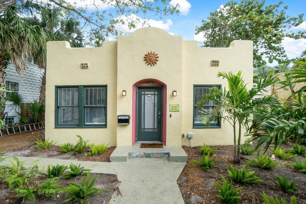 726 Street West Palm Beach, FL 33401