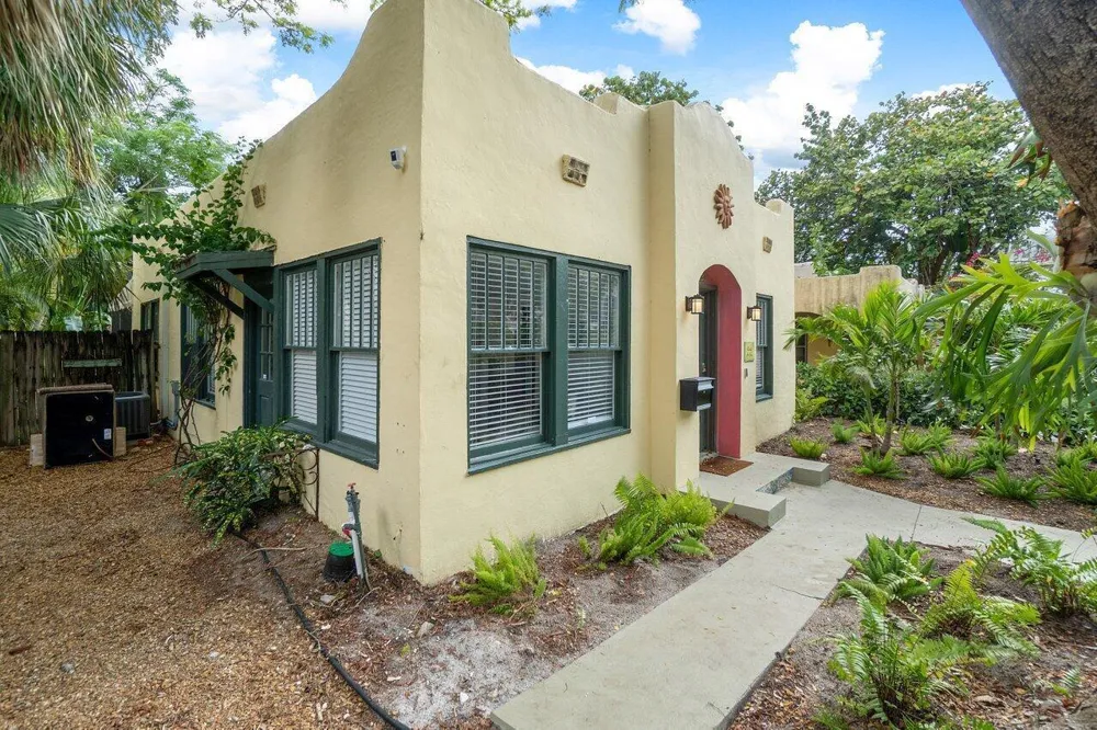 726 Street West Palm Beach, FL 33401