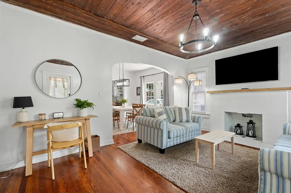 726 Street West Palm Beach, FL 33401