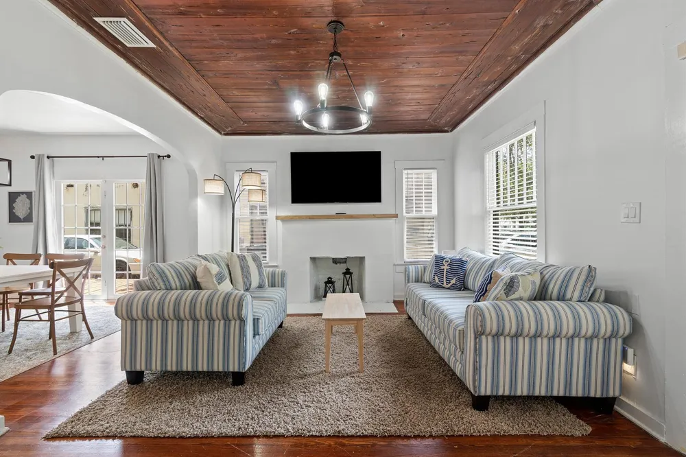 726 Street West Palm Beach, FL 33401
