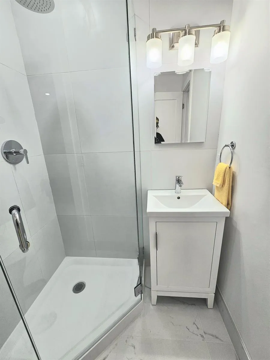 1631 NW 18th Avenue #201 Delray Beach, FL 33445