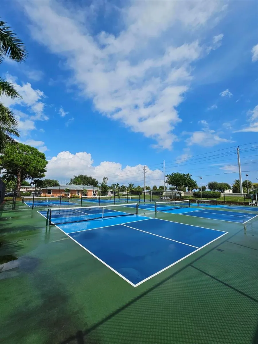 1631 NW 18th Avenue #201 Delray Beach, FL 33445