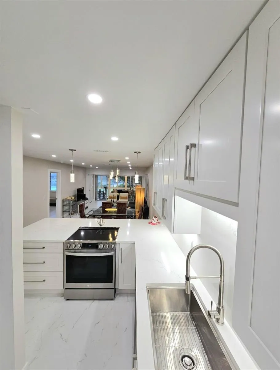1631 NW 18th Avenue #201 Delray Beach, FL 33445