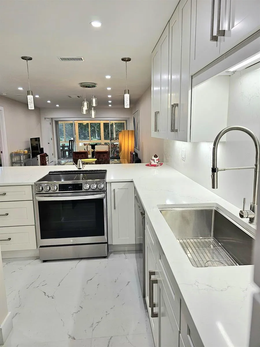 1631 NW 18th Avenue #201 Delray Beach, FL 33445