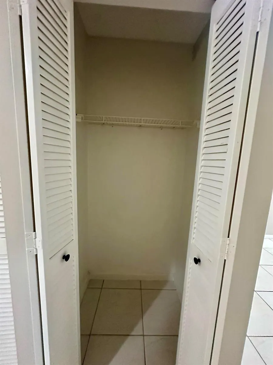 9292 Sabal Ridge Circle #D Boca Raton, FL 33428