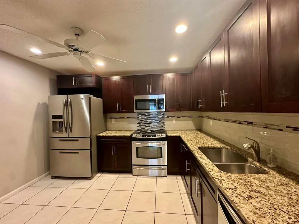 9292 Sabal Ridge Circle #D Boca Raton, FL 33428