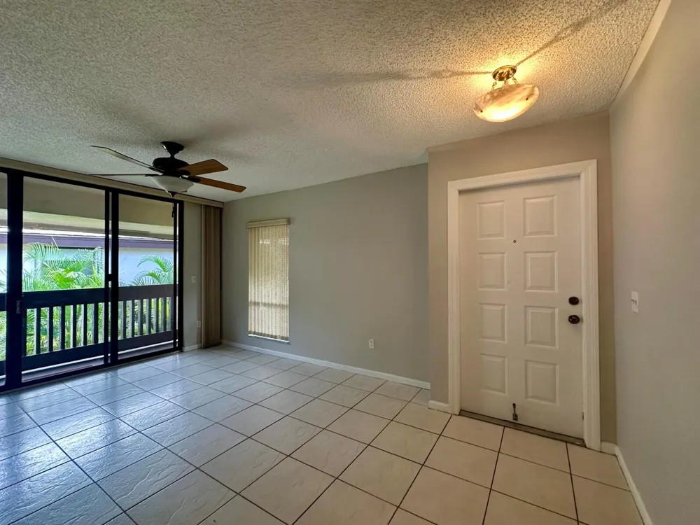 9292 Sabal Ridge Circle #D Boca Raton, FL 33428