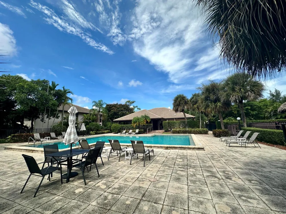 9292 Sabal Ridge Circle #D Boca Raton, FL 33428