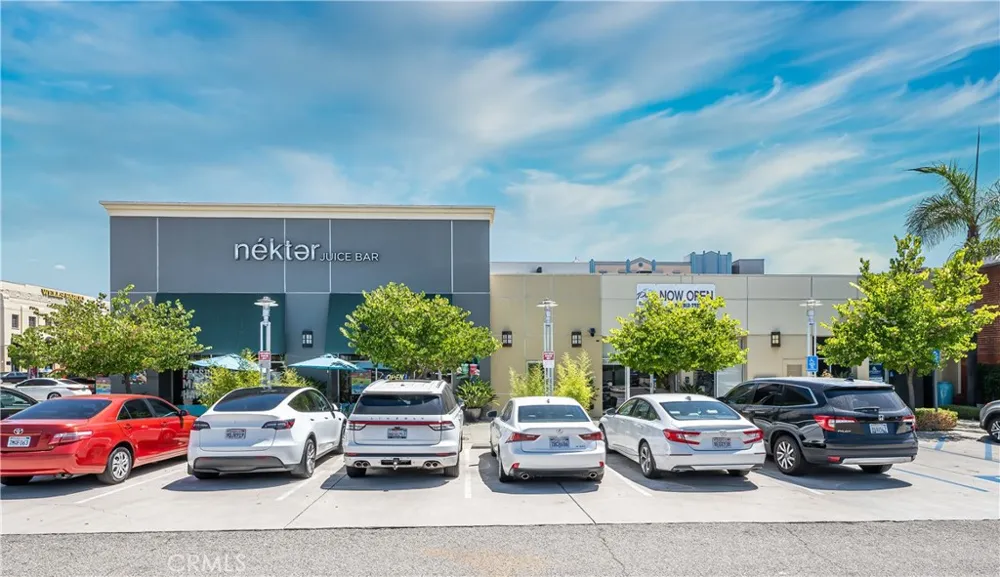 100 W Foothill Azusa, CA 91702