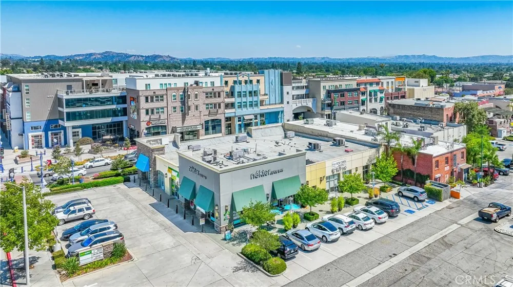 100 W Foothill Azusa, CA 91702