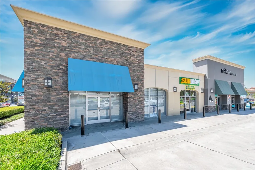 100 W Foothill Azusa, CA 91702