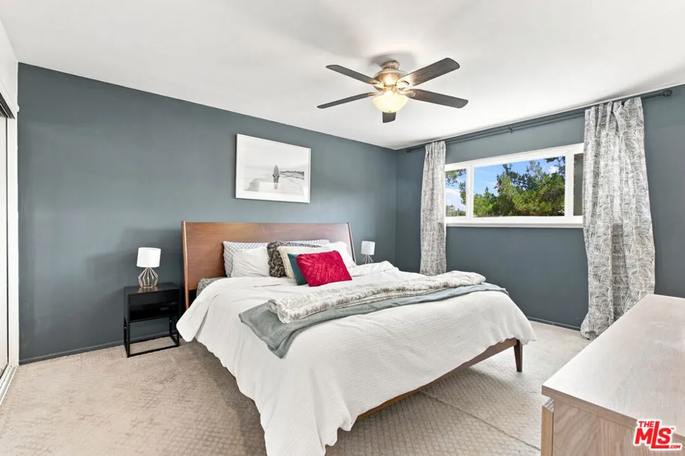 250 Lupe Avenue Newbury Park, CA 91320