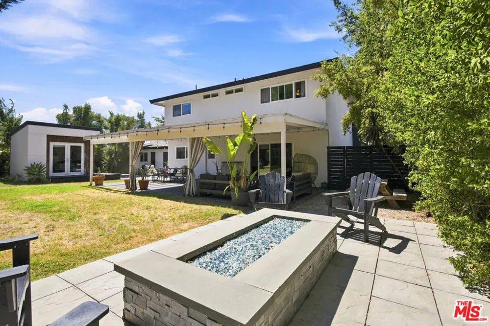 250 Lupe Avenue Newbury Park, CA 91320