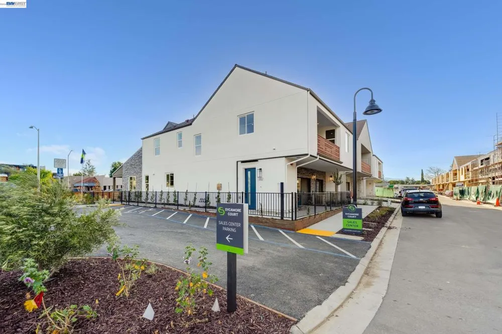 1893 Cook Court Santa Clara, CA 95050