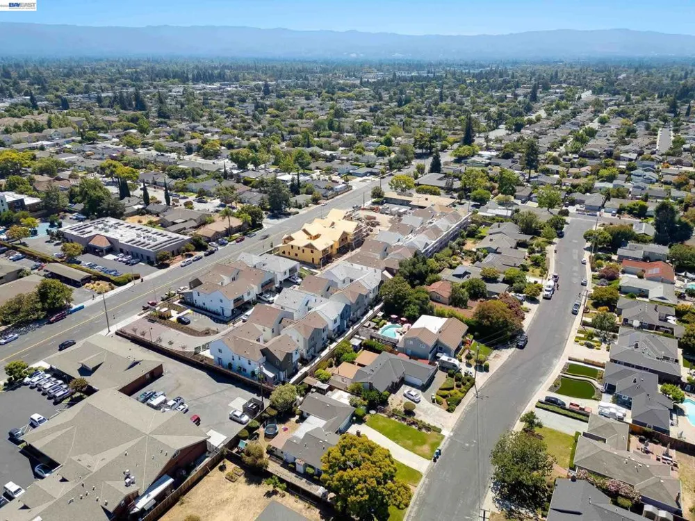 1893 Cook Court Santa Clara, CA 95050