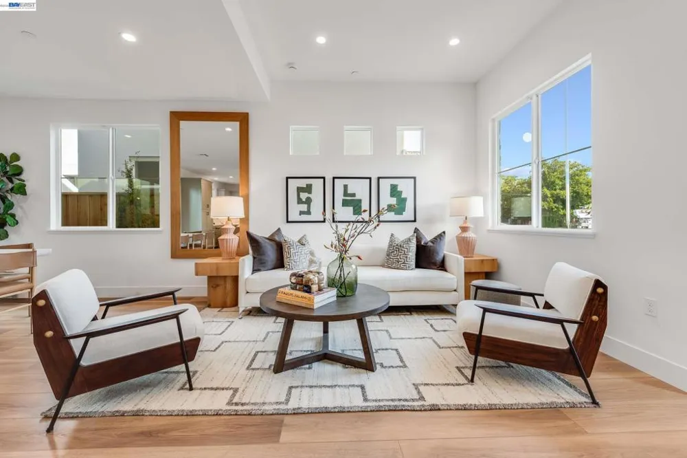 1893 Cook Court Santa Clara, CA 95050