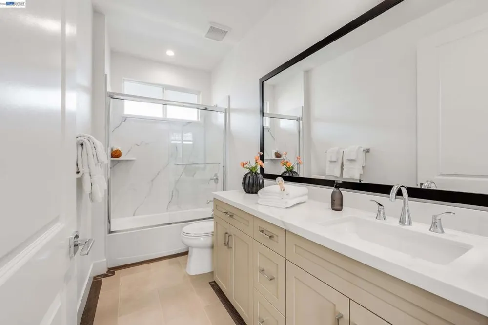 1893 Cook Court Santa Clara, CA 95050