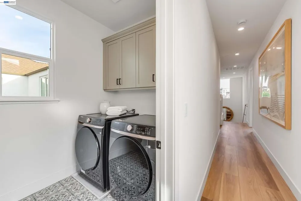 1893 Cook Court Santa Clara, CA 95050