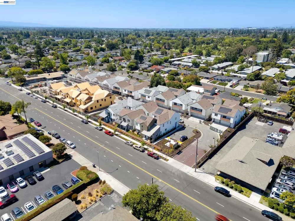 1893 Cook Court Santa Clara, CA 95050