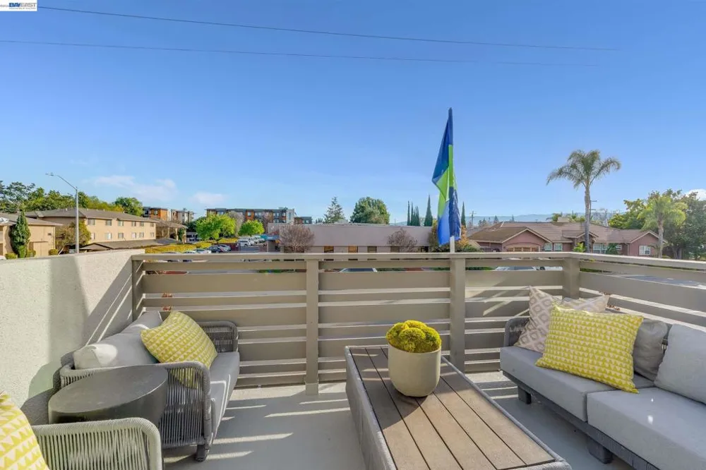 1893 Cook Court Santa Clara, CA 95050