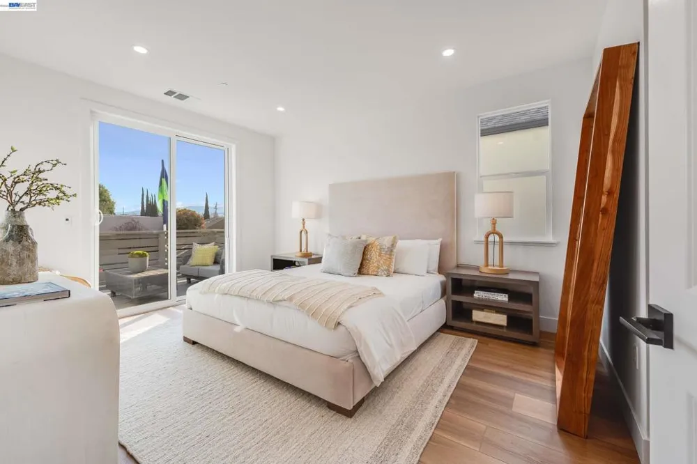1893 Cook Court Santa Clara, CA 95050