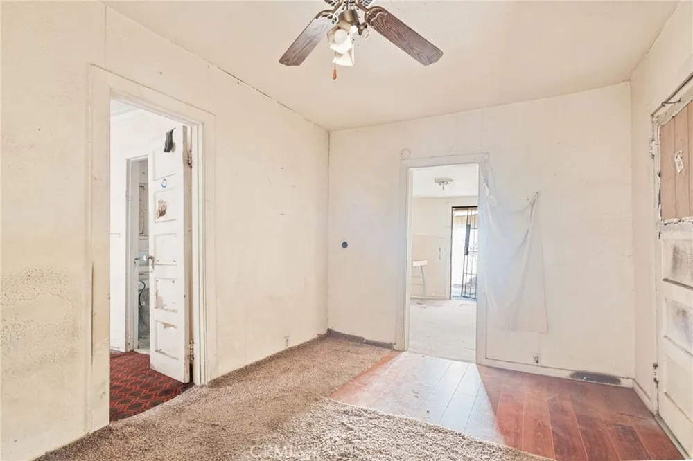 242 W 28th St Merced, CA 95340