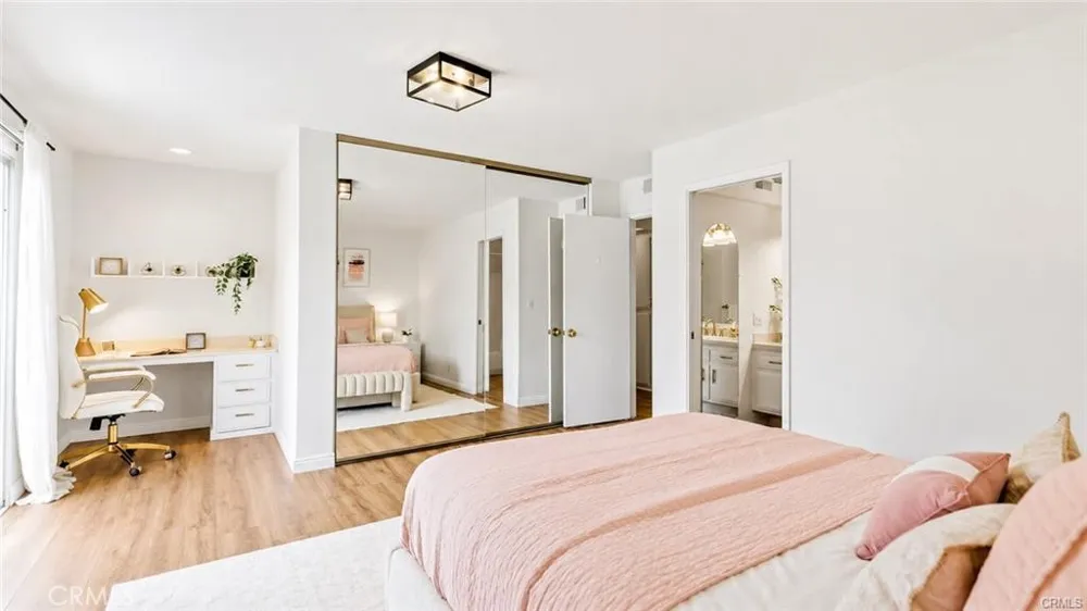 432 S Oak Knoll Avenue #4 Pasadena, CA 91101